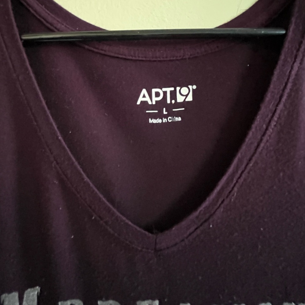 Apt 9 “I’m Dreaming of a Wine Christmas”Purple T-shirt Size L. Good Condition. - Picture 3 of 4